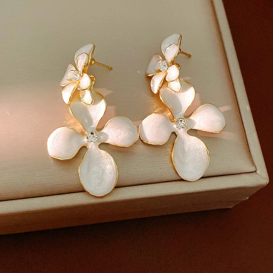 Double Layered Smudging Enamel Flower Drop Earrings for Women Vintage Shiny Rhinestones Dangle Earring Dating Party Jewelry N