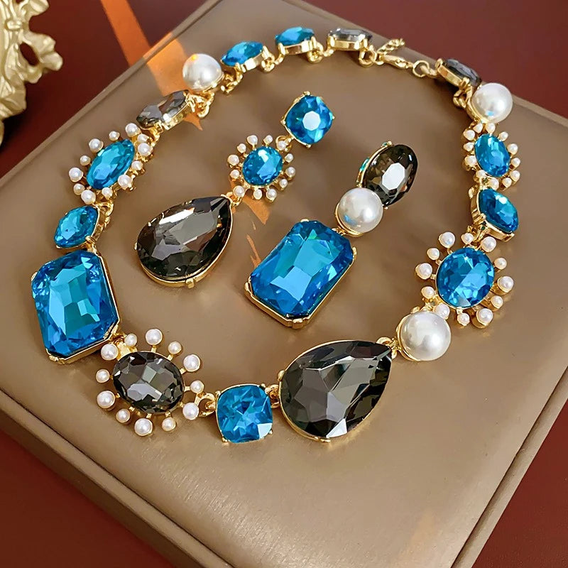 1/2 Pcs Vintage Imitation Pearl Flower Earrings Exquisite Rhinestone Pendant Necklace Collarbone Chain Jewelry Sets for Women N1