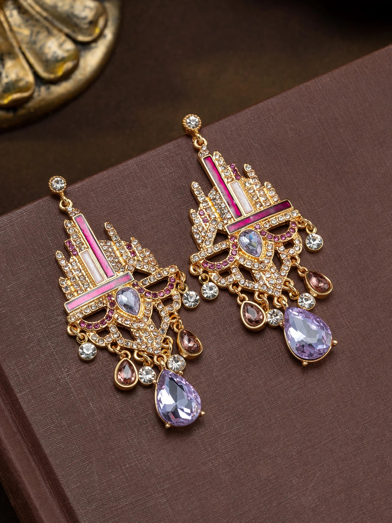 A Pair of Fashionable Ancient Castle-Style Heavy-Duty Tassel Earrings with Purple Diamond, Rose Red Enamel, and Full Diamond Teardrop Gemstones, Suitable as Court Banquet Dress Accessories and Gifts