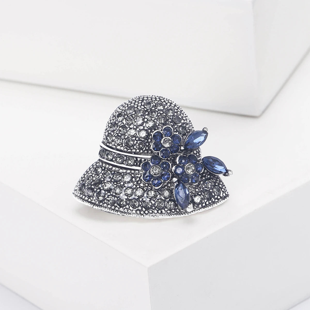 Luxury Rhinestone Sun Hat Brooches for Women Unisex Clothing Pins Necklace Event Party Backpack Fashion New Yea Gifts Decoration