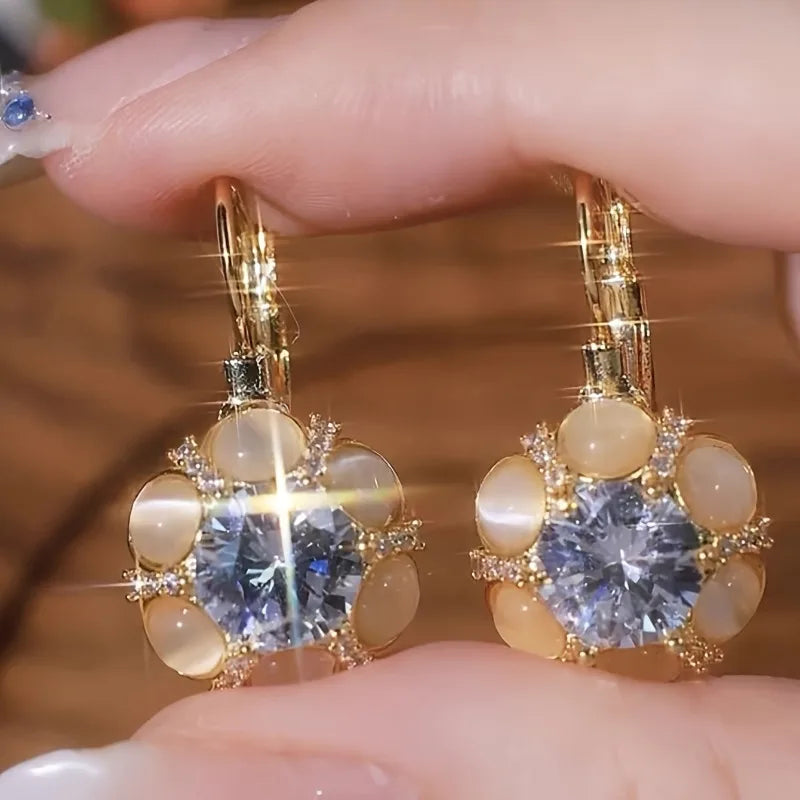 Fashion Trend Unique Design Elegant Delicate Cubic Zirconia Water Drop Earrings Women Jewelry Party Premium Gift Wholesale