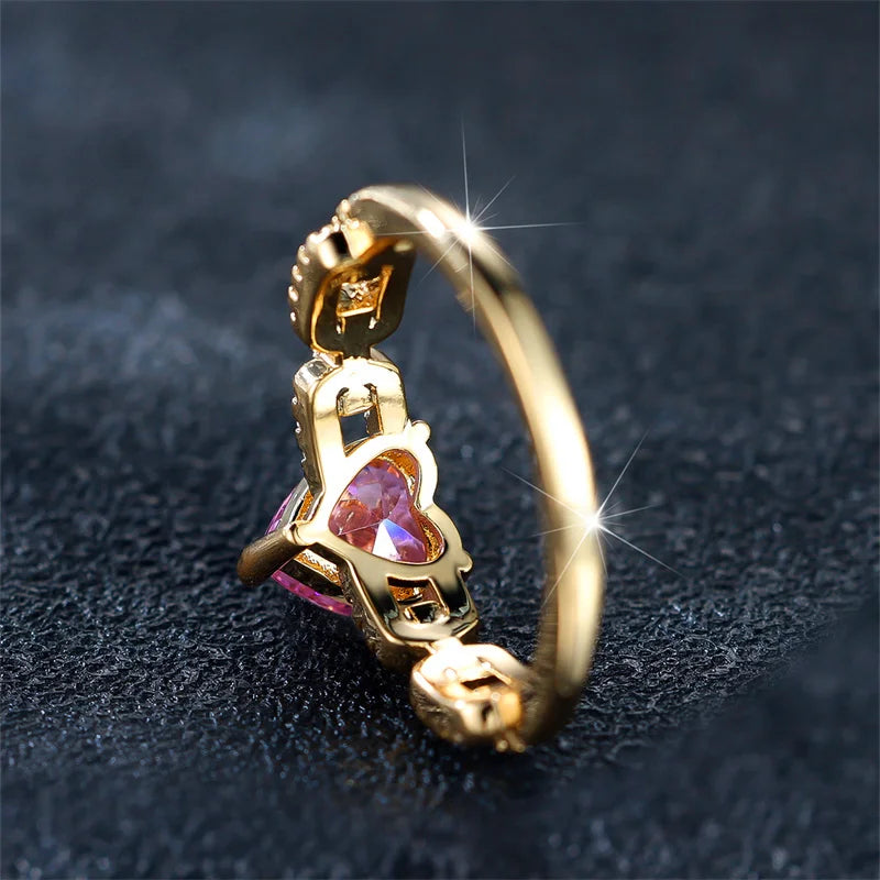 Cute Female Pink Zircon Stone Ring Trendy Yellow Gold Color Heart Engagement Rings For Women Bride Wedding Jewelry Gift
