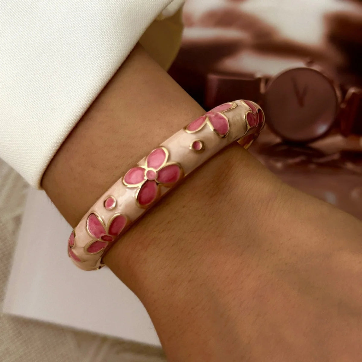 KMVEXO Sweet Pink Enamel Dripping Oil Metal Bangles for Women Bracelet Personality Trendy Temperament Charm Bracelets Jewelry ﻿