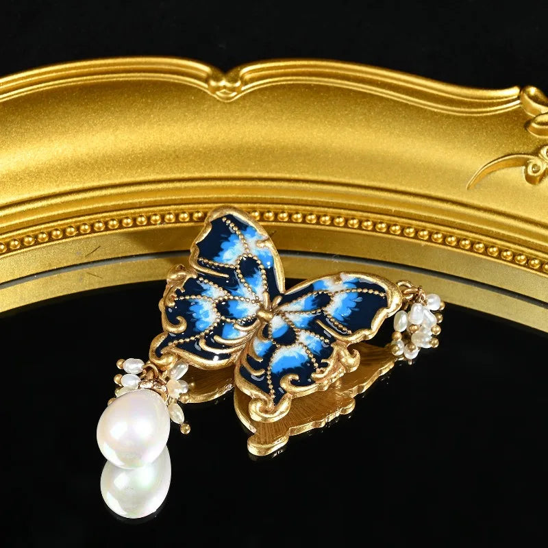 Butterfly Earrings for Women Pearls Autumn Winter Vintage Palace Style Jewelry Light Luxury Elegant Versatile Aretes De Mujer