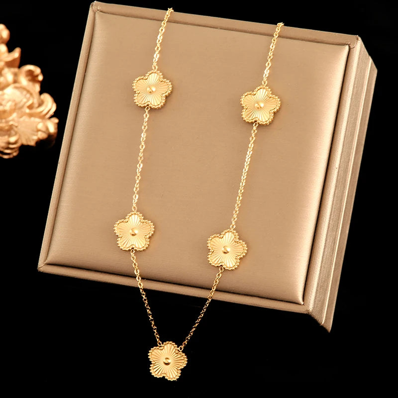 EILIECK 316L Stainless Steel Cute Little Flower Necklace For Women High Quality 18 K Gold-Plated Jewelry Geometric Choker Collar