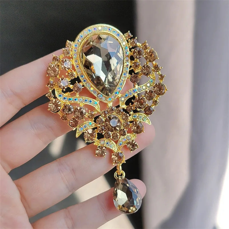 1PC Women's Fashion Charm Full Diamond Crystal Drop Brooch Suitable for Outdoor Dating, Banquet, Party, Festival Gift-8280