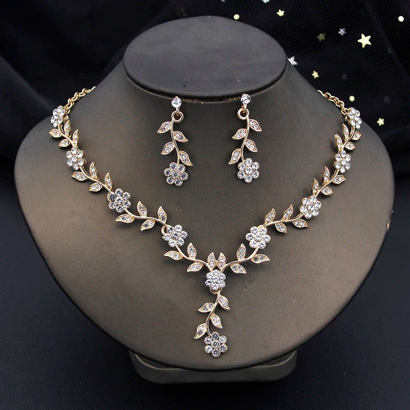 Exquisite 16 Colors Flower Jewelry Set Rhinestone Pendant Party Women Fashion Romantic Wedding Necklace Earring Set 3pcs Gifts