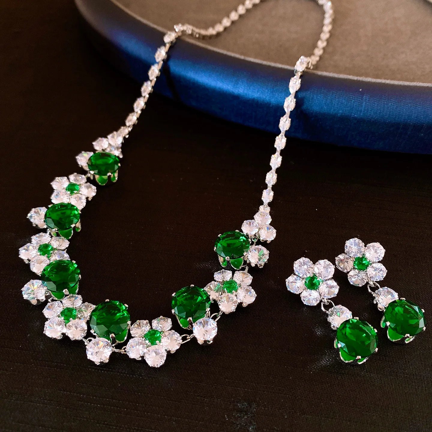 2 Pcs Reteo Flower Rhinestones Chokers Necklaces for Gathering Bling Color-block Dangle Earrings Banquet Anniversary Set H