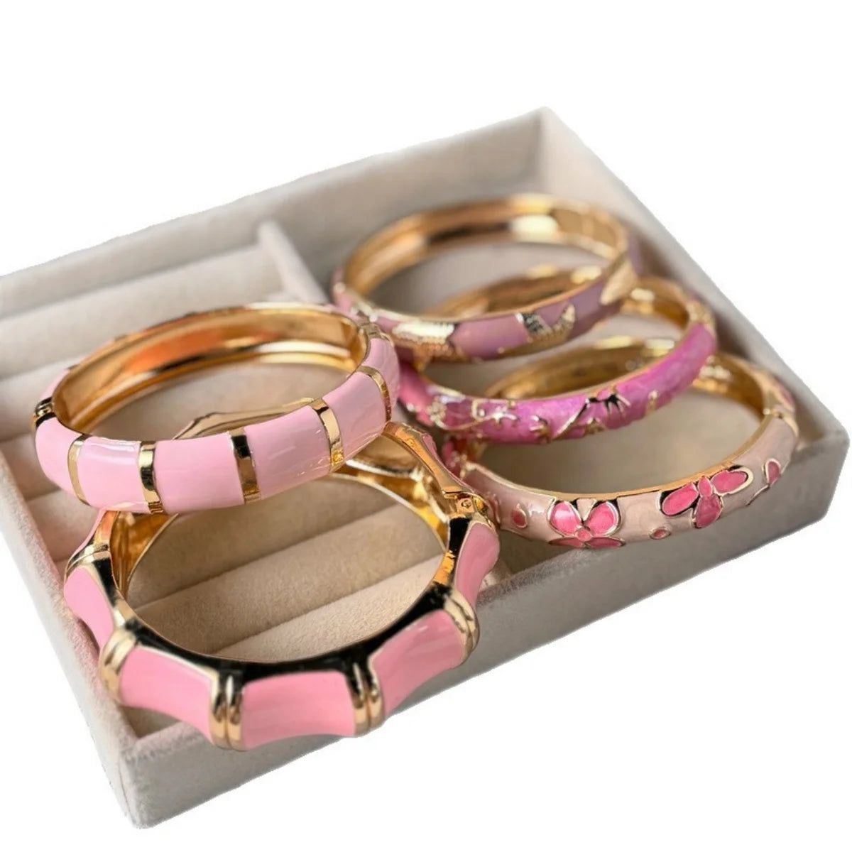 KMVEXO Sweet Pink Enamel Dripping Oil Metal Bangles for Women Bracelet Personality Trendy Temperament Charm Bracelets Jewelry ﻿