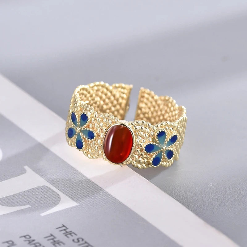 Huitan Elegant Women Opening Ring Gold Color Inlaid Shining Red Oval CZ Delicate Wedding Engagement Trendy Accessories Jewelry