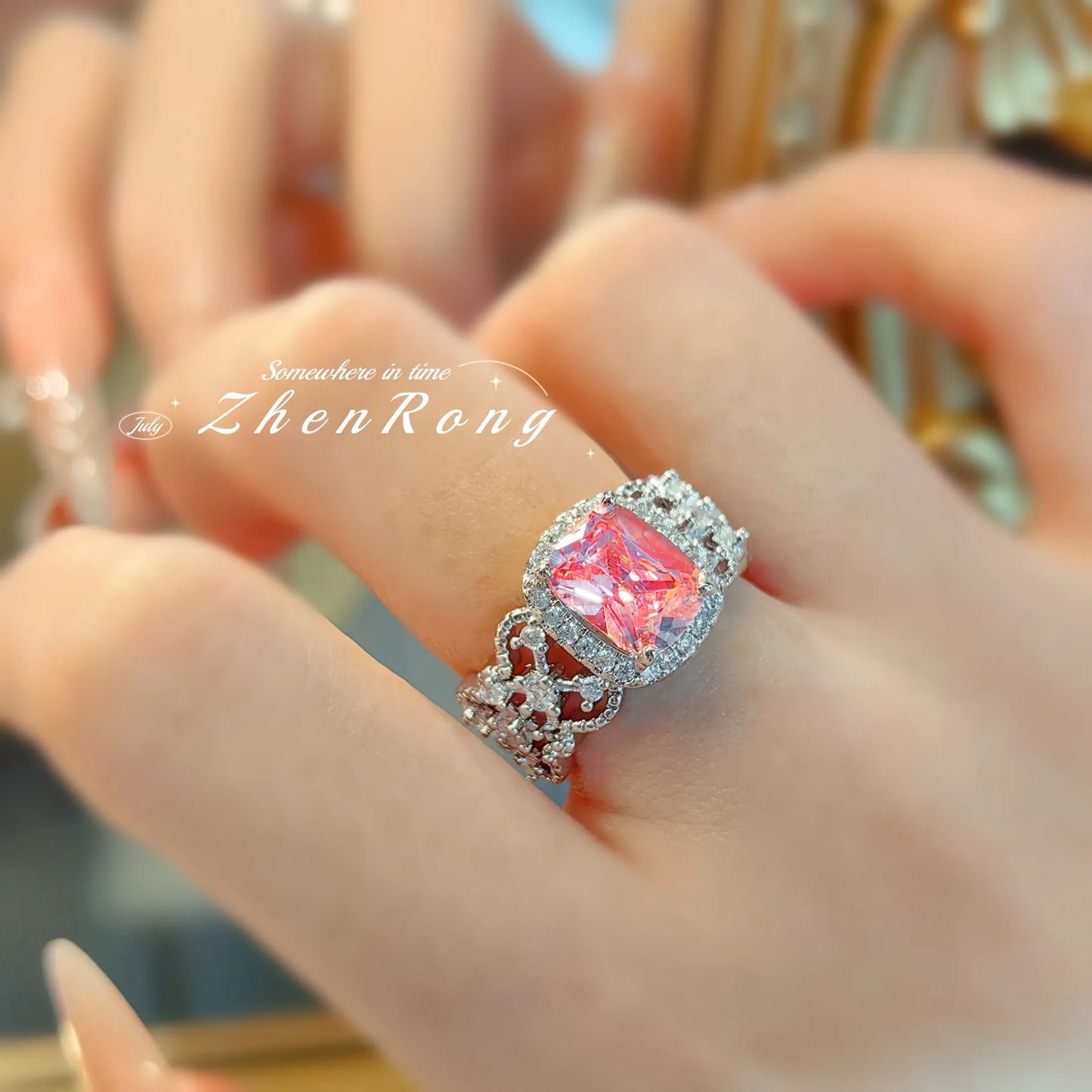 925 Silver Fashion Inlaid Zircon Engagement Ring Pink Crystal Women Shiny Zircon Jewelry Geometry Pink Women's Ring