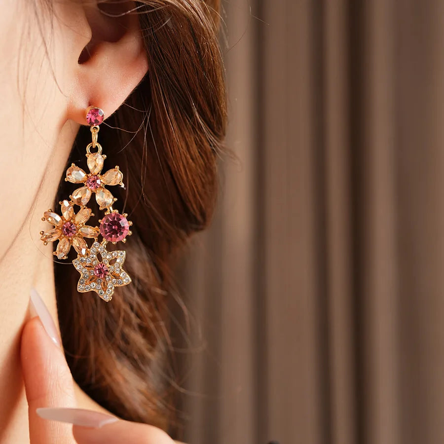 Vintage Inlaid Rhinestone Flowers Snowflake Jewelry Sets for Women Retro Exquisite Versatile Light Luxury Earring Necklace Set