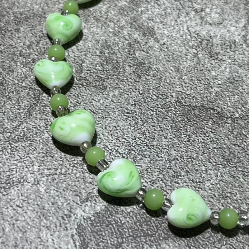 Green Earrings for Women Hearts Shaped Vintage Sweet Jewelry Vintage Palace Style Light Luxury Pendientes Mujer