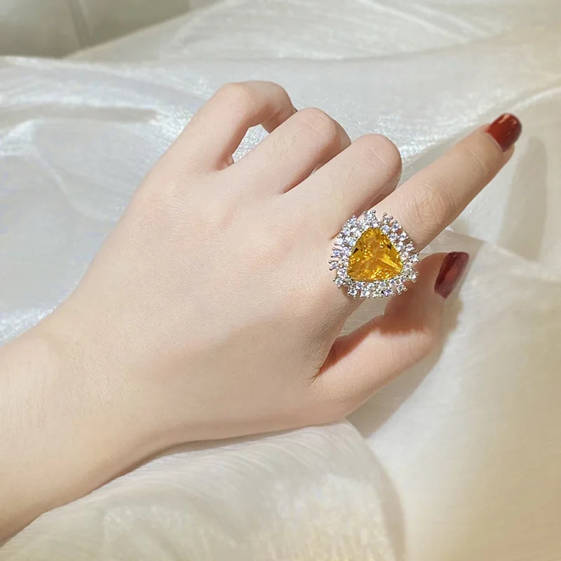 Adjustable Big Triangle Bling Yellow Zircon Stone Charming Ring For Women Wedding Fashion SIlver Color Jewelry New Trend