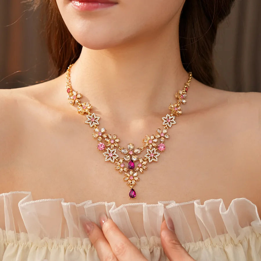 Vintage Inlaid Rhinestone Flowers Snowflake Jewelry Sets for Women Retro Exquisite Versatile Light Luxury Earring Necklace Set