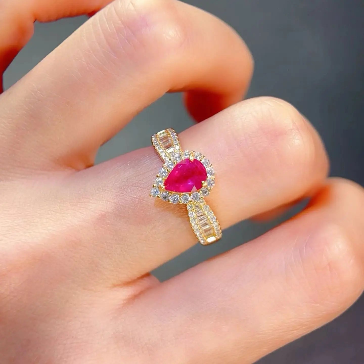 925 Silver Natural Ruby Ring With Certificate 5*7mm Pear Shape Red Gemstone Halo Split Shank Statement Ring For Women Daily Wear