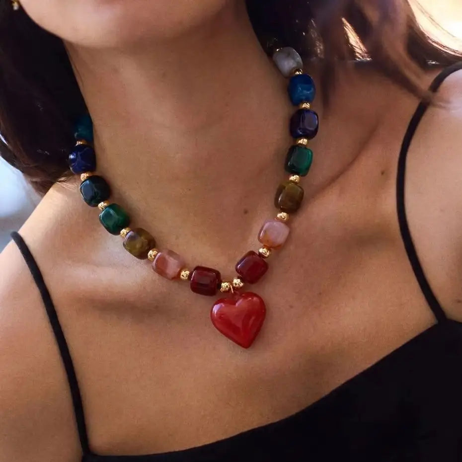 Colorful Irregular Resin Beaded Heart Pendant Necklace for Women Bohemia Brown Round Adjustable Choker Party Jewelry Gifts