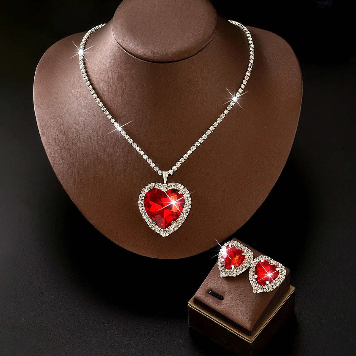Minimalist Love Necklace Earrings 2-piece Set Red Main Room Wedding Photos Gentle Atmosphere Dating Movie Accessories