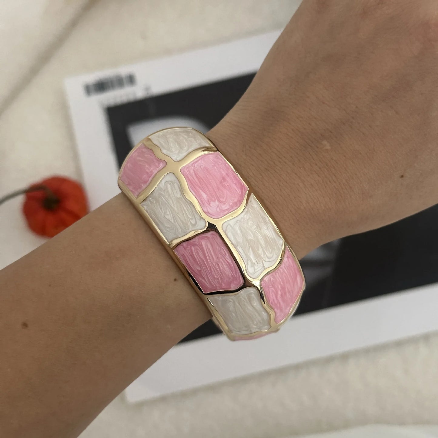 KMVEXO 3 Style Exaggeration Pink Imitation Enamaled Metal Bangles Simple Design Trendy Women's Jewelry Rhinestone Bracelets