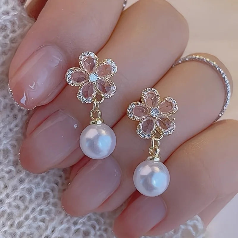 New Design Sweet Rhinestone Flower Stud Earrings For Women Elegant Imitation Pearl Crystal Zircon Earring Korean Party Jewelry