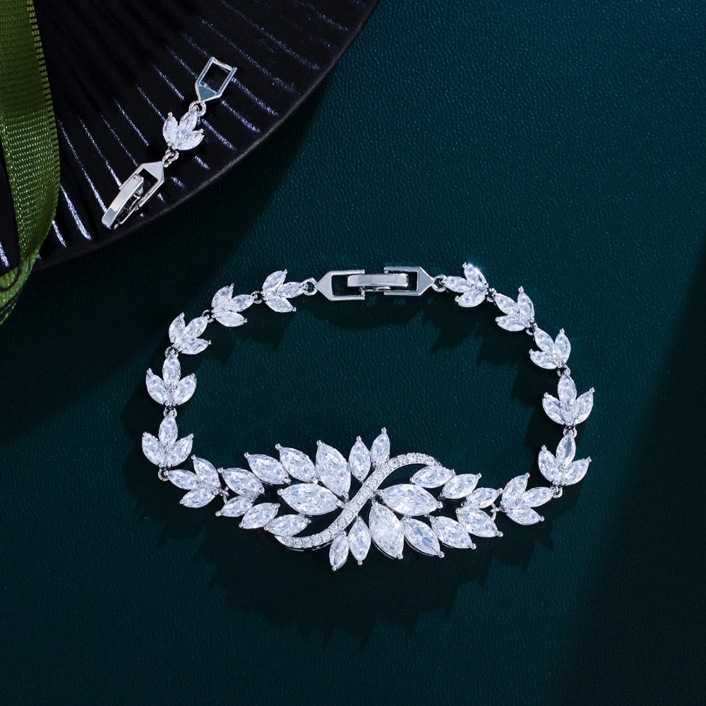 ThreeGraces Luxury Shiny Multicolor Zirconia Big Leaf Bracelet for Women Fashion Bridal Wedding Evening Party Jewelry BR402
